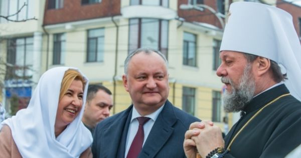 Храм Комрата ежегодно празднуется 20 января.