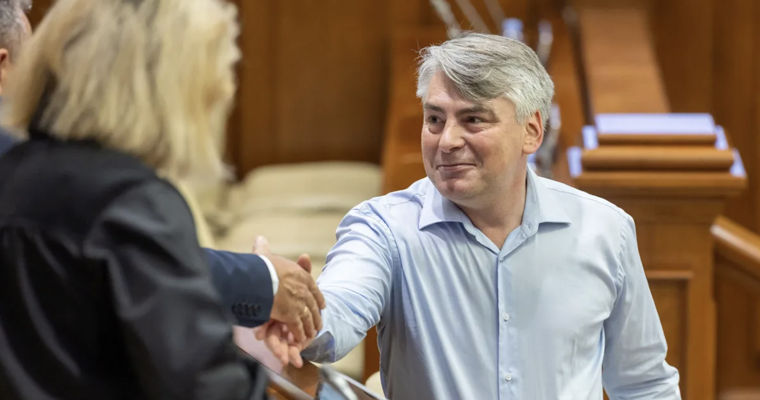 Законопроект, регулирующий деятельность виртуальных аптек, принят в первом чтении.