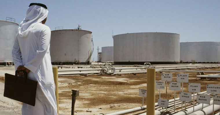 ОАЭ тянут новую нефтяную трубу в обход Ормуза.