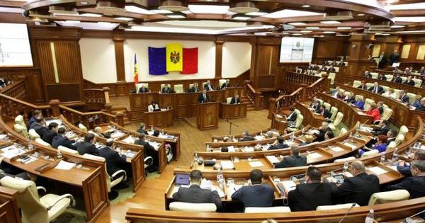 Mecanismul de distribuire a banilor pentru partide, modificat