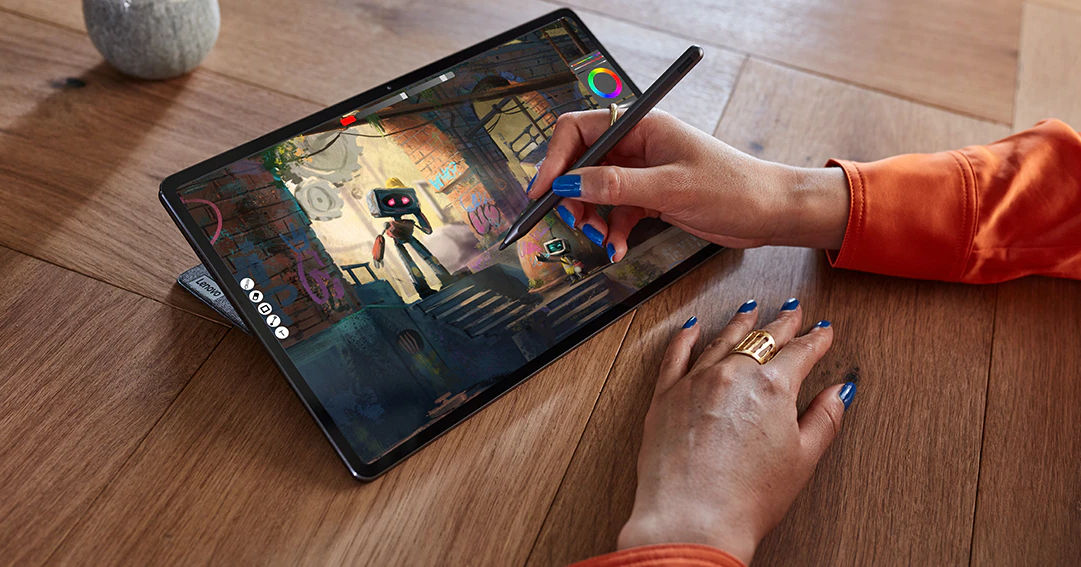 Lenovo выпустила большой планшет с комплектным стилусом.