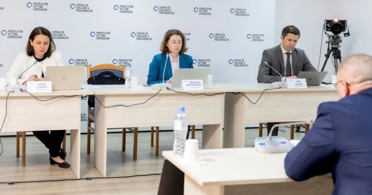 Комиссия по оценке продолжает слушания прокуроров, делегированных в АП.