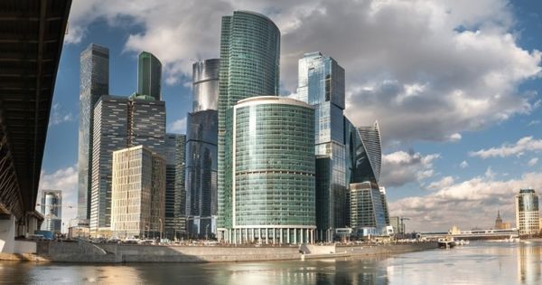 Высота небоскреба составит 405 метров (104 надземных этажа), а площадь превысит 280 тысяч квадратных метров.