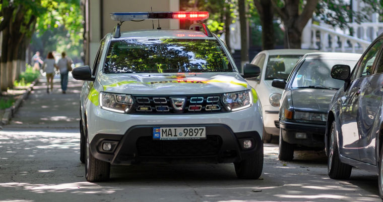 По делу о пожаре в столице из-за фейерверков задержаны двое мужчин.