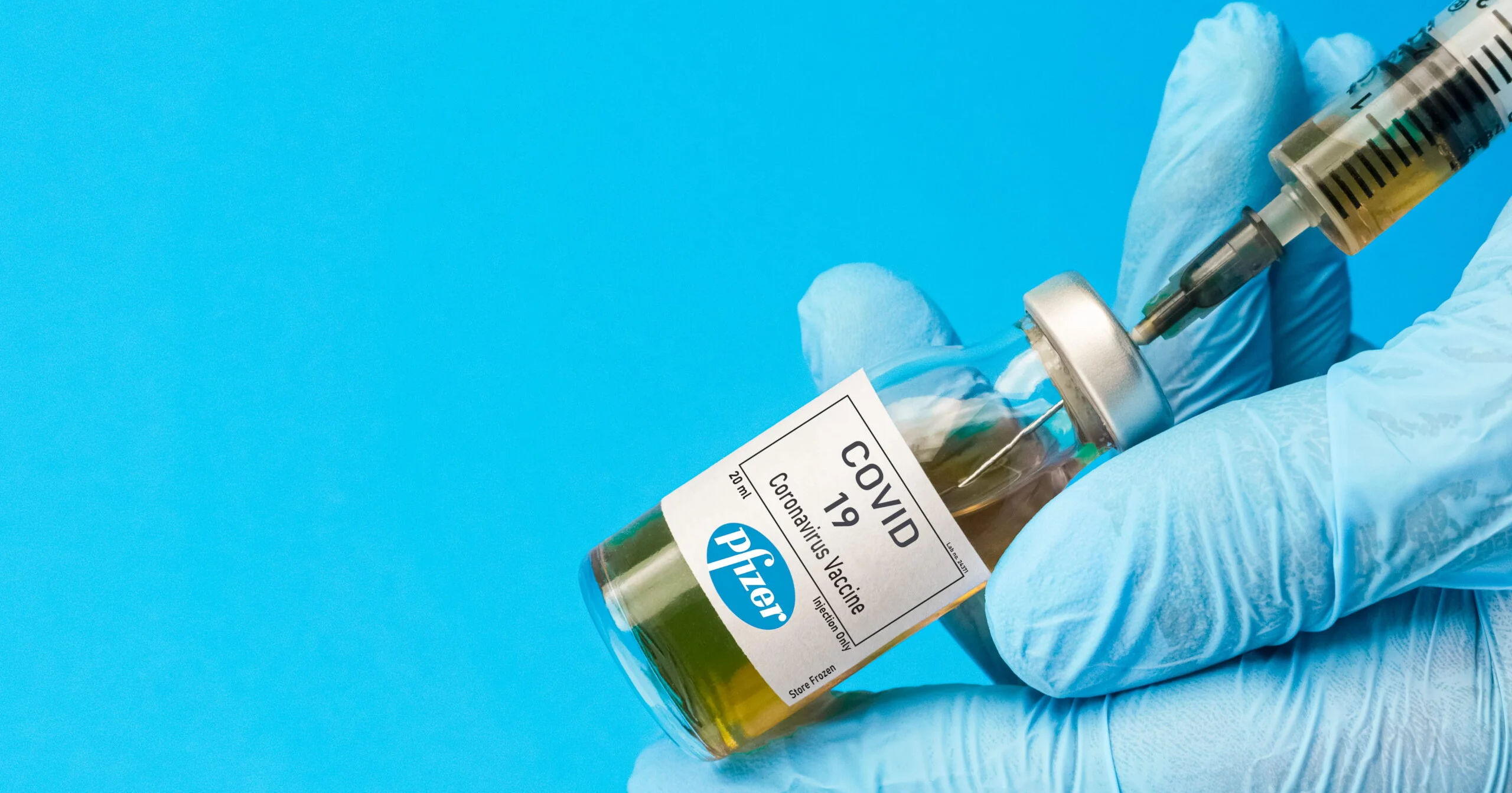 Компания Pfizer не провела тесты вакцины перед выпуском на рынок