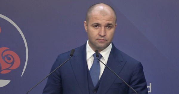 ДПМ предлагает повысить зарплату примаров и госслужащих примэрий на 50%.