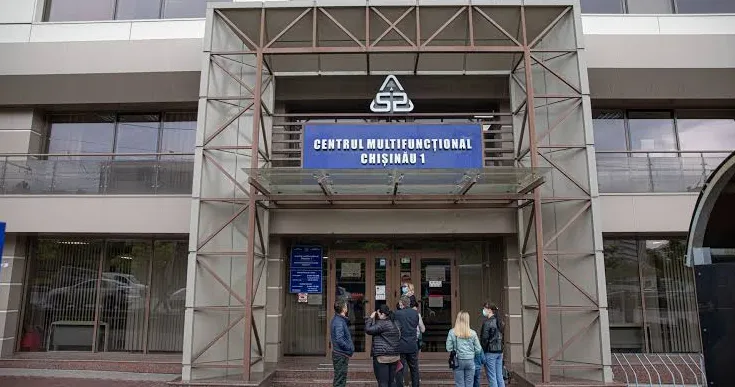 В Агентстве государственных услуг проходят обыски