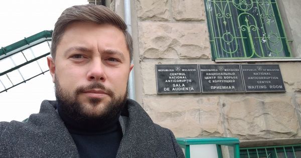 Киронду заслушали по делу о выдаче незаконных разрешений на строительство.