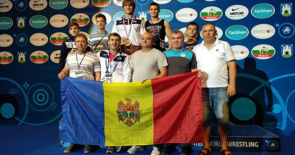 Борец греко-римского стиля Александрин Гуцу стал чемпионом мира среди кадетов. 