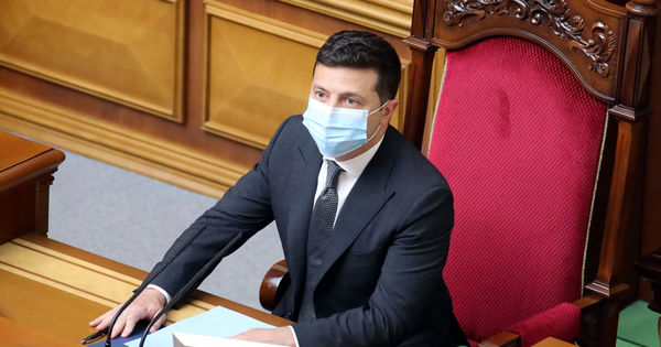 Зеленский поддержал "карантин выходного дня" на Украине.
