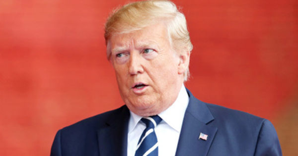 Трамп обвинил лидеров России и Китая в желании «ободрать США» перед сном.