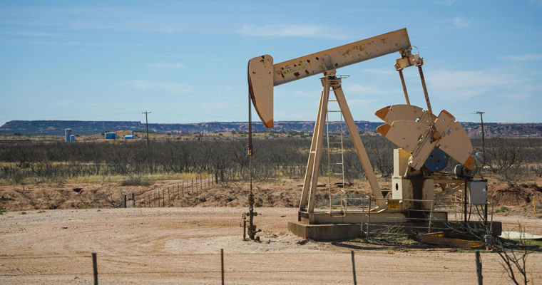 Un petrolier a fost atacat în Golful Persic: Prețul petrolului a crescut cu peste 3%.