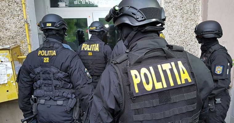 В Румынии разоблачили, возможно, крупнейшую в истории сеть массовой контрабанды мигрантов.