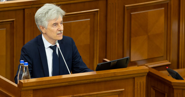 Будянский: Брать кредиты – единственный способ пройти через этот сложный период. 