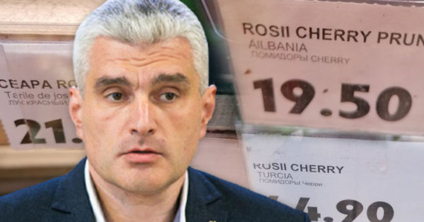 Слусарь - властям: "Лук из Индии, помидоры из Турции. Браво!".