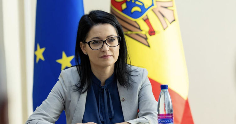 Плугару о вотуме недоверия, инициированном социалистами: Я готова идти в парламент.