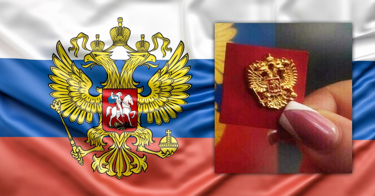 В Румынии православная епархия продает значки с гербом России. Коллаж: Point.md