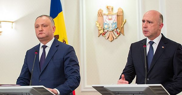 Cum sunt consiliaţi Dodon şi Filip de către Trans-Oil Group. Foto:gov.md