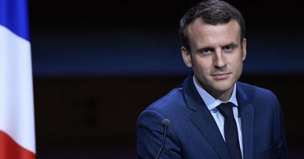 Emmanuel Macron vrea să dubleze numărul elevilor din liceele franceze din străinătate. 