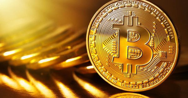 Ряд экспертов указали на снижение интереса к торгам биткоина со стороны некоторых инвесторов.