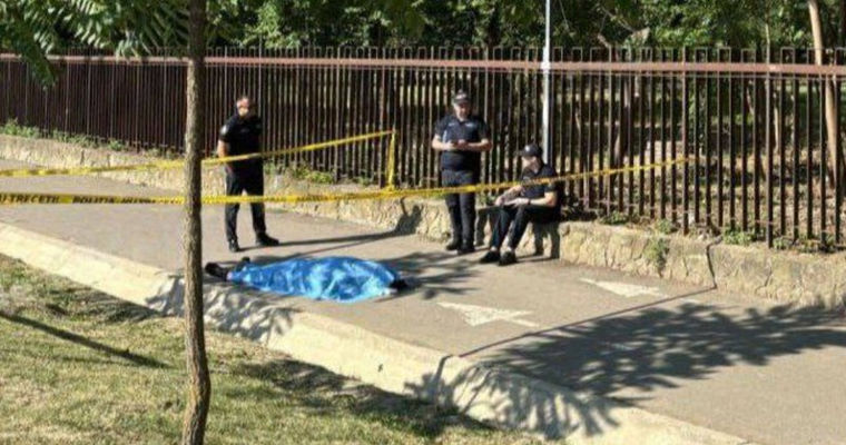 Cadavrul unui bărbat de 38 de ani, găsit în Parcul Valea Morilor.
