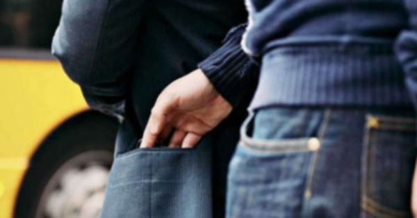 Воровал кошельки у пассажиров: в России задержан карманник из Молдовы