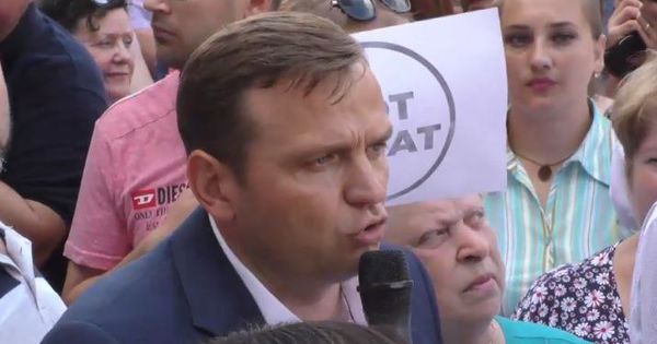 Нэстасе: Они не уважают закон, выходите на улицу.