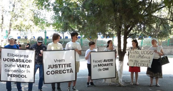Родственники избитого до смерти в Пелении молодого человека вышли на протест.