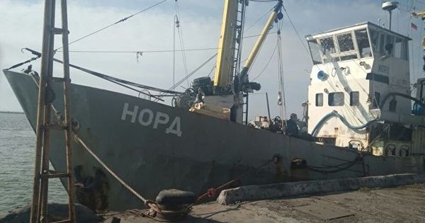 На Украине капитану судна "Норд" грозит до пяти лет лишения свободы.