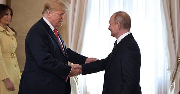 Президенты России и США проводят переговоры в понедельник в Хельсинки. 