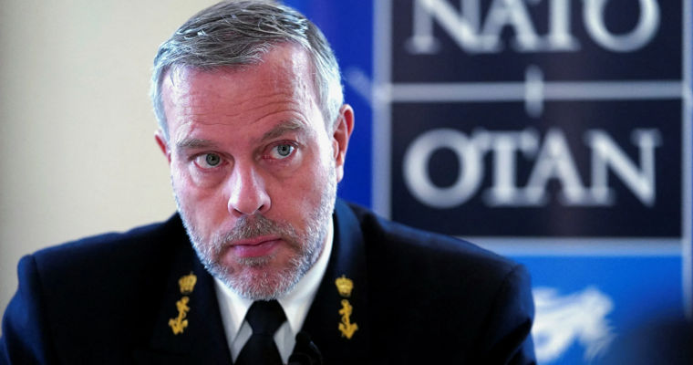 Бауэр: Нет признаков того, что РФ планирует нападение на одну из стран НАТО.