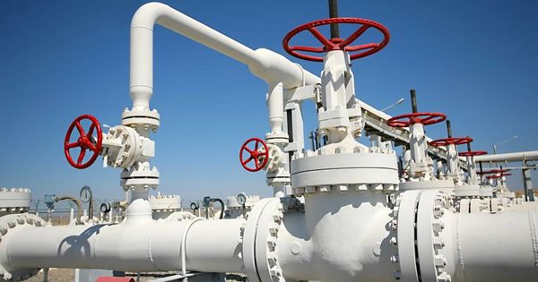Общий отбор газа из хранилищ Европы впервые с середины апреля превысил закачку в них.