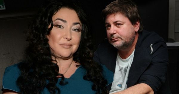 Пользователи Сети продолжают искать подсказки в творчестве кабаре-дуэта "Академия".