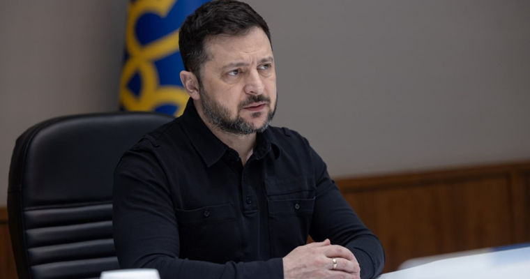 Зеленский сообщил, что Украина проведет с США переговоры о прекращении войны с Россией.