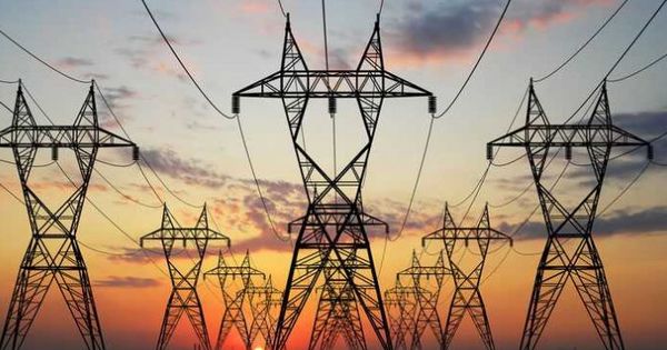 Cu cât s-au majorat într-un an facturile la energie în România
