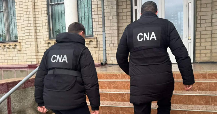 Percheziții în dosare de corupție la nordul Moldovei: Printre suspecți se numără funcționari publici.