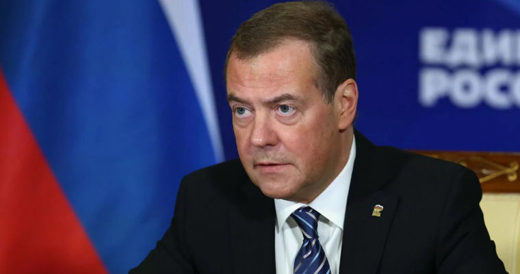 Медведев: Макрон и ряд других западных глав – спонсоры теракта в "Крокусе".
