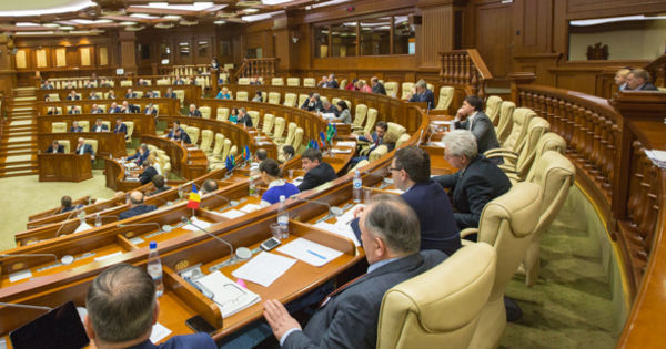 Andrian Candu propune instituirea unei noi comisii parlamentare