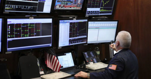 США в ближайшие 12 месяцев начнут ослаблять санкции против России.