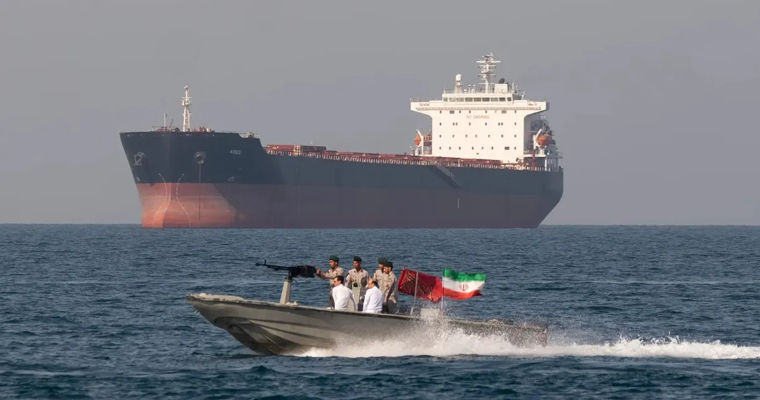 Iranul a anunțat capturarea a două nave în apropiere de Ormuz.