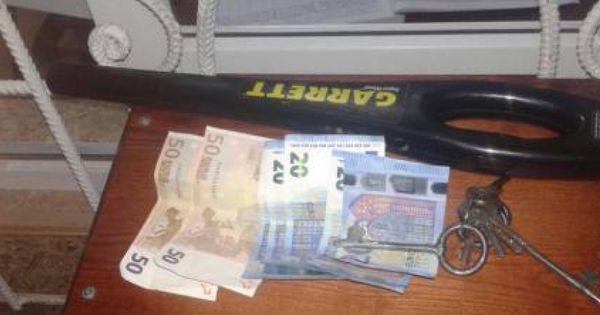 Un tânăr a încercat să transmită unui deținut 200 de euro