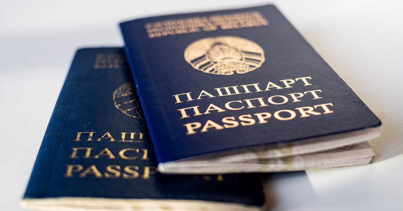 Документ планируют выдавать с помощью ОПК через сеть паспортных центров.