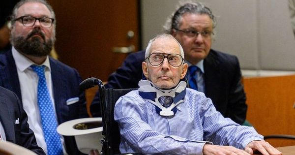 Миллионера Роберта Дерста приговорили к пожизненному сроку.