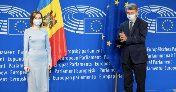 Санду выразила соболезнования в связи со смертью главы Европарламента.