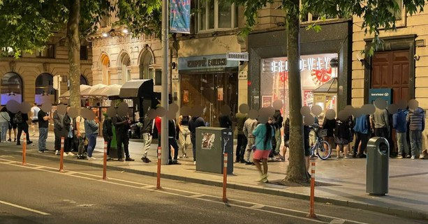 Из-за сбоя клиенты банка Ирландии могли снять больше денег, чем на счету.