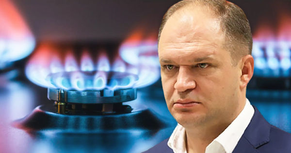 Чебан о новом повышении цены на газ: Грустно видеть, как разрушают нашу страну. Коллаж: Point.md