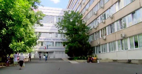 Теперь еще в одном отделении больницы «Святой Троицы» новое освещение, окна, двери и мебель, отремонтированные полы и стены.