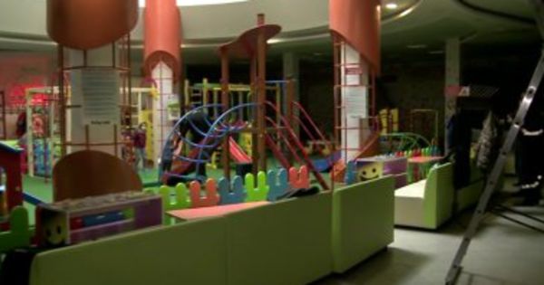 Alertă de incendiu la un mall din Chișinău. Reacția vizitatorilor