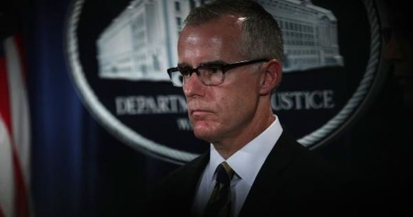 Fostul număr 2 din FBI, dat afară cu două zile înainte de pensie. Foto: digi24.ro