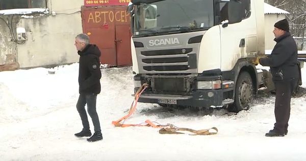 Кишиневцы пришли на помощь украинскому дальнобойщику.
